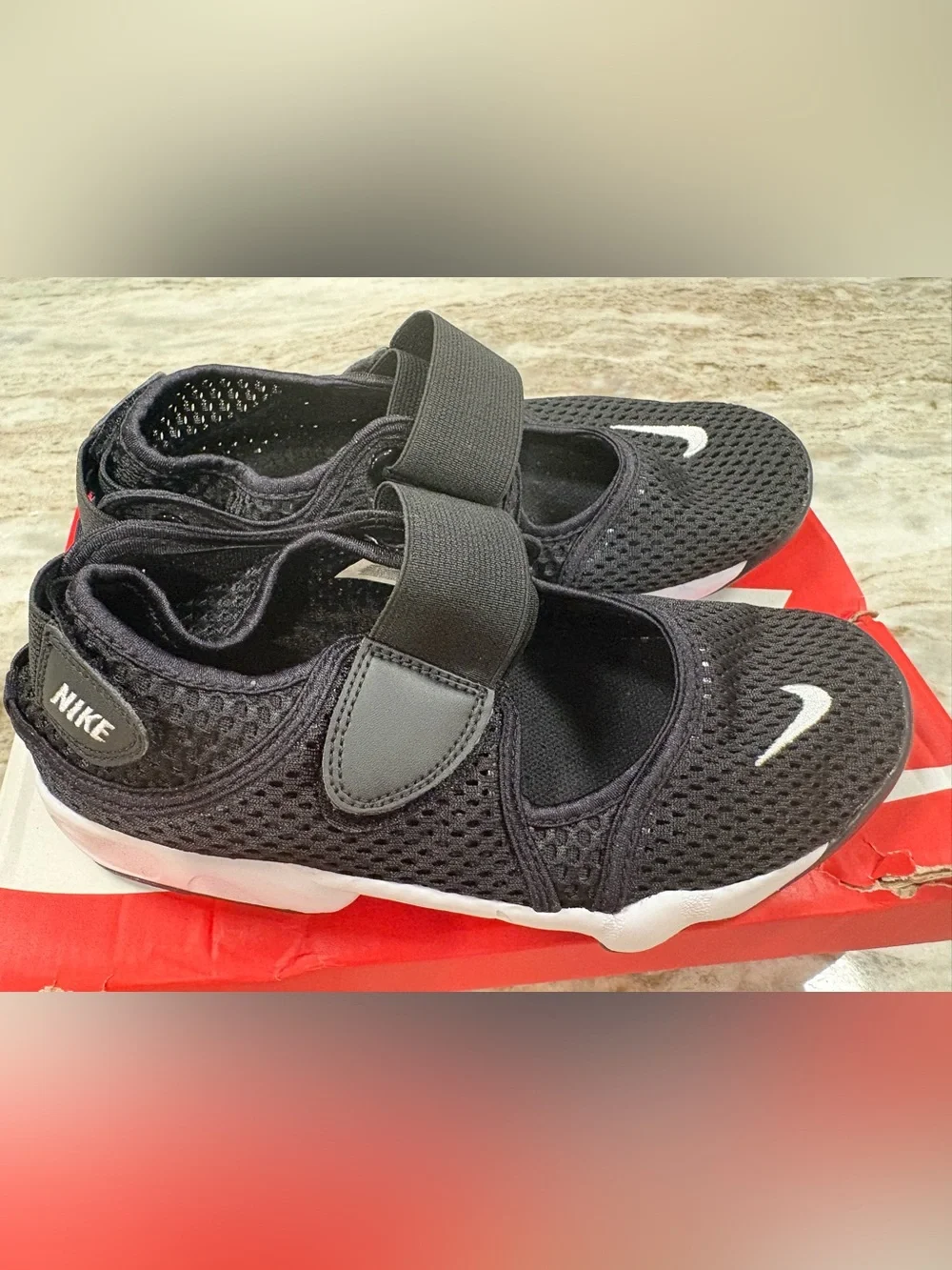 Nike Kids Rift Black/White 6Y 322359 014